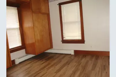 221 W Garfield Avenue, Cissna Park, IL 60924 - Photo 13