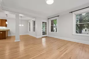 1521 W Sunnyside Ave, Chicago, IL 60640 - Photo 9