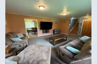 320 S Main Street, Creston, IL 60113 - Photo 7