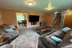 320 S Main St, Creston, IL 60113 - Photo 7
