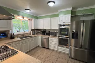 320 S Main St, Creston, IL 60113 - Photo 15