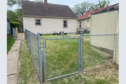 2927 13th Avenue, Moline, IL 61265 - Photo 21