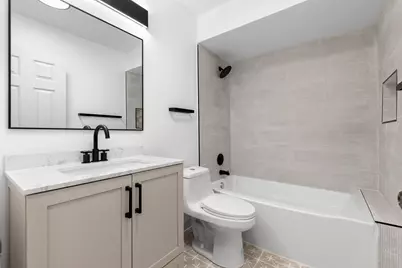 121 Williamsburg Road, Country Club Hills, IL 60478 - Photo 5