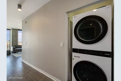 611 S Wells Street #2504, Chicago, IL 60607 - Photo 17