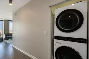 611 S Wells St, Chicago, IL 60607 - Photo 17