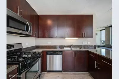 611 S Wells Street #2504, Chicago, IL 60607 - Photo 11