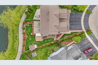 741 Wedgewood Circle, Lake in the Hills, IL 60156 - Photo 37
