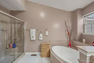 741 Wedgewood Cir, Lake in the Hills, IL 60156 - Photo 11