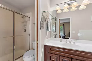 1740 Oxnard Dr, Downers Grove, IL 60516 - Photo 13