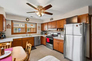 21 N Waterman Ave, Arlington Heights, IL 60004 - Photo 9