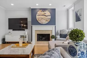920 W Barry Ave, Chicago, IL 60657 - Photo 5