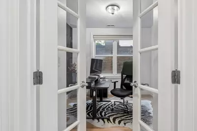 920 W Barry Avenue #4, Chicago, IL 60657 - Photo 31