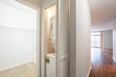 21 W Chestnut Street #1106, Chicago, IL 60610 - Photo 7