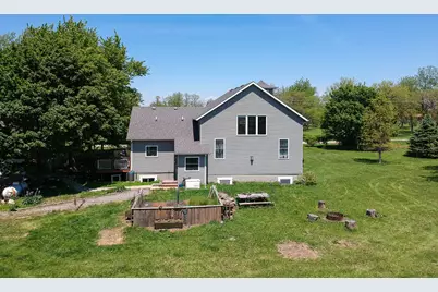 12014 Prairie Center Road, Clifton, IL 61727 - Photo 47
