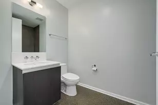 600 N Fairbanks Ct, Chicago, IL 60611 - Photo 9