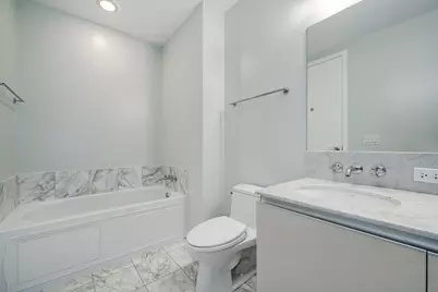 600 N Fairbanks Court #2107, Chicago, IL 60611 - Photo 11