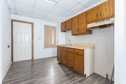 1917 N Broadway Street, Crest Hill, IL 60403 - Photo 23