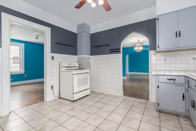 1917 N Broadway Street, Crest Hill, IL 60403 - Photo 9