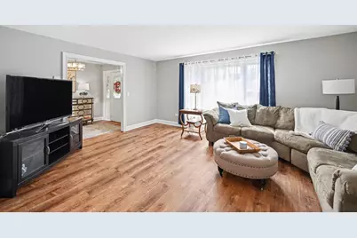 2234 Appleby Drive, Wheaton, IL 60189 - Photo 5
