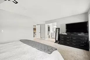 2234 Appleby Dr, Wheaton, IL 60189 - Photo 19