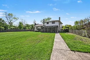 421 E Barclay Ct, Elmhurst, IL 60126 - Photo 27