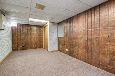 421 E Barclay Court, Elmhurst, IL 60126 - Photo 21