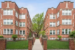 4448 N Beacon St, Chicago, IL 60640 - Photo 1