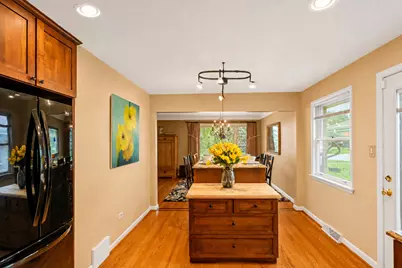 9120 Karlov Avenue, Oak Lawn, IL 60453 - Photo 11