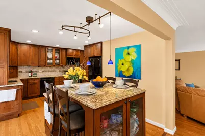 9120 Karlov Avenue, Oak Lawn, IL 60453 - Photo 7