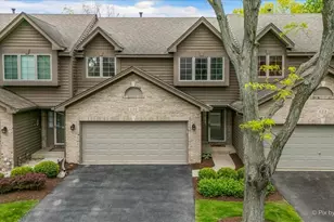 836 Millcreek Cir, Elgin, IL 60123 - Photo 3