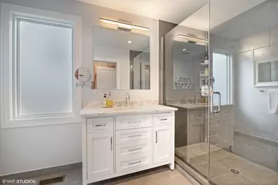 3121 N Monticello Avenue #2, Chicago, IL 60618 - Photo 15