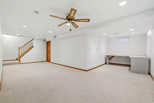 637 N Lyle Ave, Elgin, IL 60123 - Photo 21