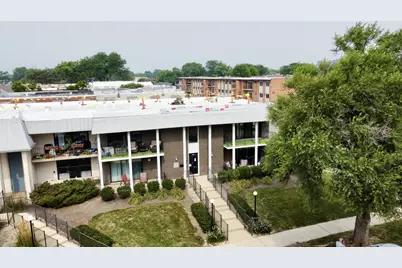 9800 S Karlov Avenue #2D, Oak Lawn, IL 60453 - Photo 1
