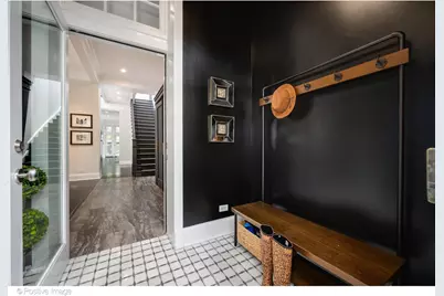 613 W Belden Avenue, Chicago, IL 60614 - Photo 3