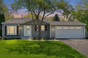 2404 Flambeau Dr, Naperville, IL 60564 - Photo 1