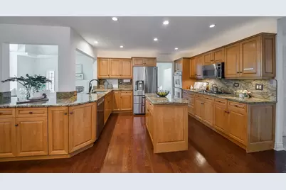 103 Hawkins Circle, Wheaton, IL 60189 - Photo 9