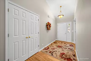3941 Willow View Dr, Lake in the Hills, IL 60156 - Photo 13