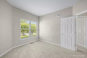 3941 Willow View Dr, Lake in the Hills, IL 60156 - Photo 29