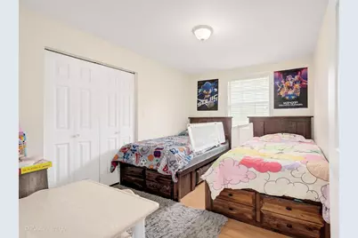 605 Commanche Court, Carol Stream, IL 60188 - Photo 13