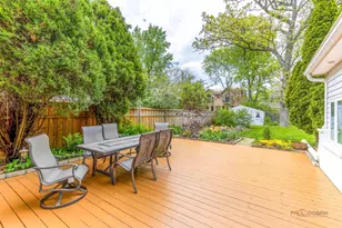 4722 Linden Ave, Glenview, IL 60025 - Photo 33