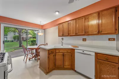 2106 Glasgow Court, Hanover Park, IL 60133 - Photo 15