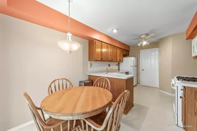 2106 Glasgow Court, Hanover Park, IL 60133 - Photo 19
