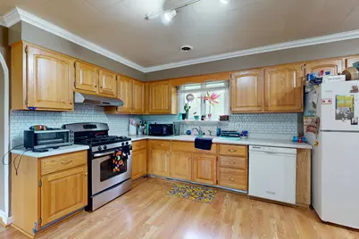 3336 N Betty Drive, Arlington Heights, IL 60004 - Photo 5