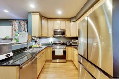 7311 N Honore Street #2, Chicago, IL 60626 - Photo 9