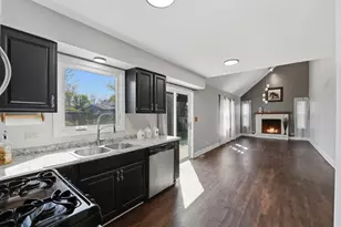 1133 Tewes Ln, Beach Park, IL 60099 - Photo 7