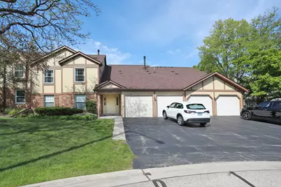 1143 Auburn Lane #1143, Buffalo Grove, IL 60089 - Photo 1
