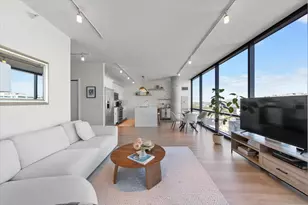 860 W Blackhawk St, Chicago, IL 60642 - Photo 9