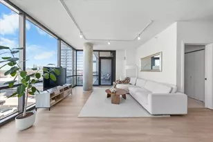 860 W Blackhawk St, Chicago, IL 60642 - Photo 5
