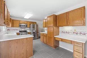 1721 Waverly Ln, Algonquin, IL 60102 - Photo 7