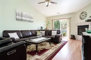 6307 Oak Crest Ln, Loves Park, IL 61111 - Photo 7